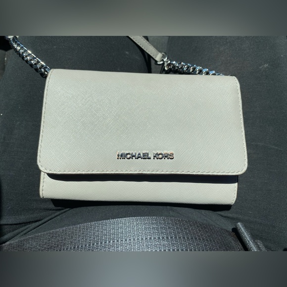 Grey Michael Kors wallet/purse - Picture 4 of 4